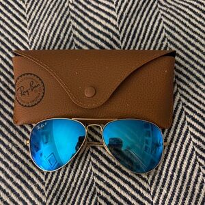 Ray-Ban Aviator Sunglasses with Blue Mirror Lenses